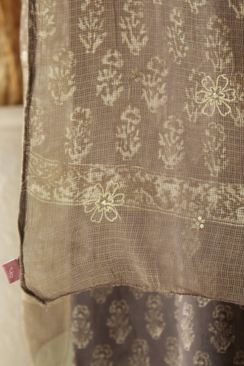 Sehra Zaira Akola Dupatta