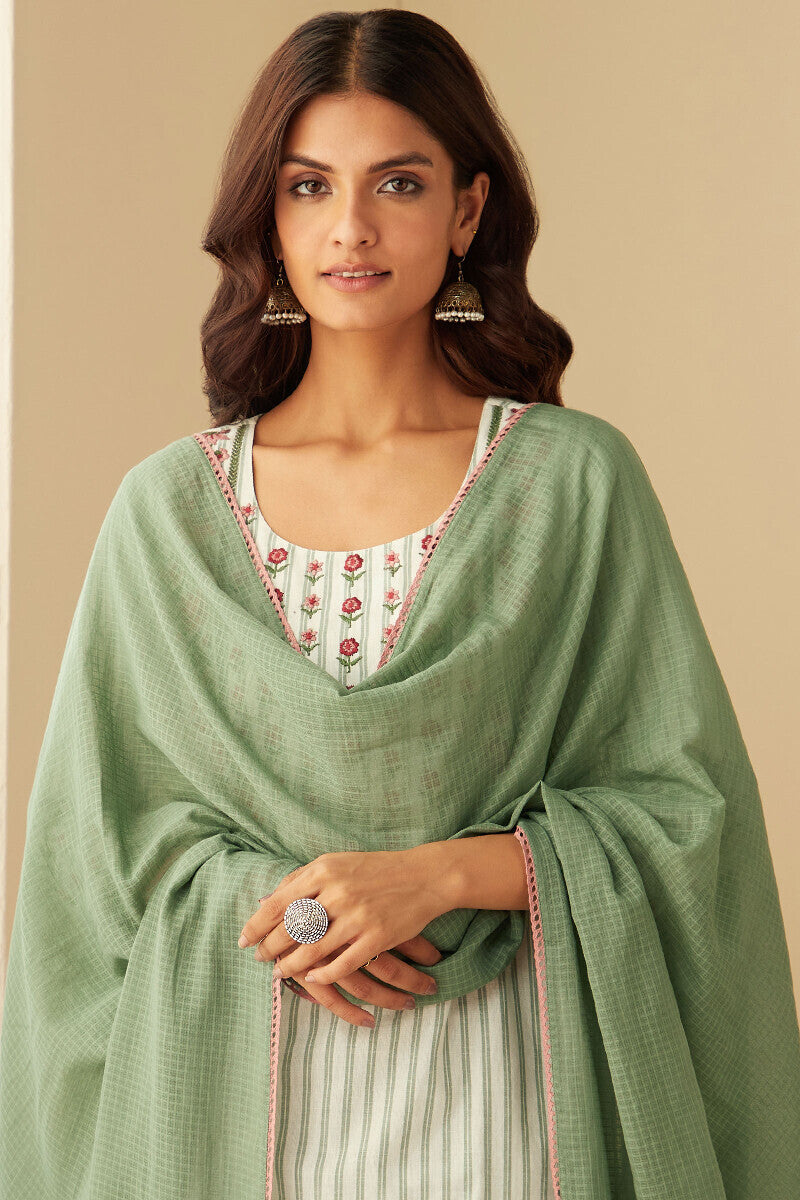 Gulbarg Faheema Dupatta