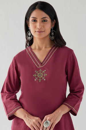 Kashida Sunhera Handloom Kurta