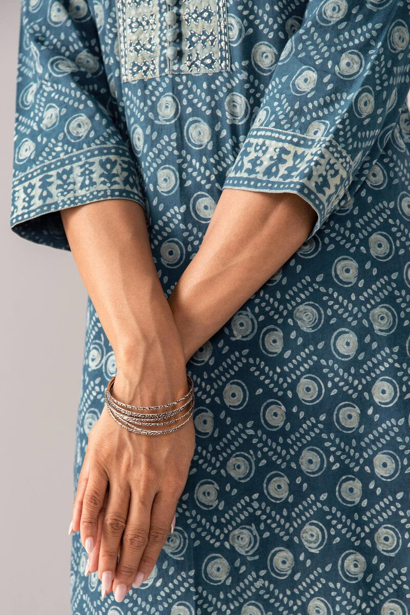Sehra Rabani Akola Kurta