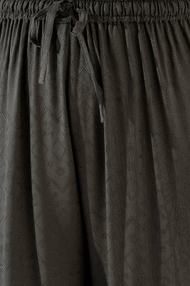 Naadirah Zoya Brown Dobby Izhaar Pants