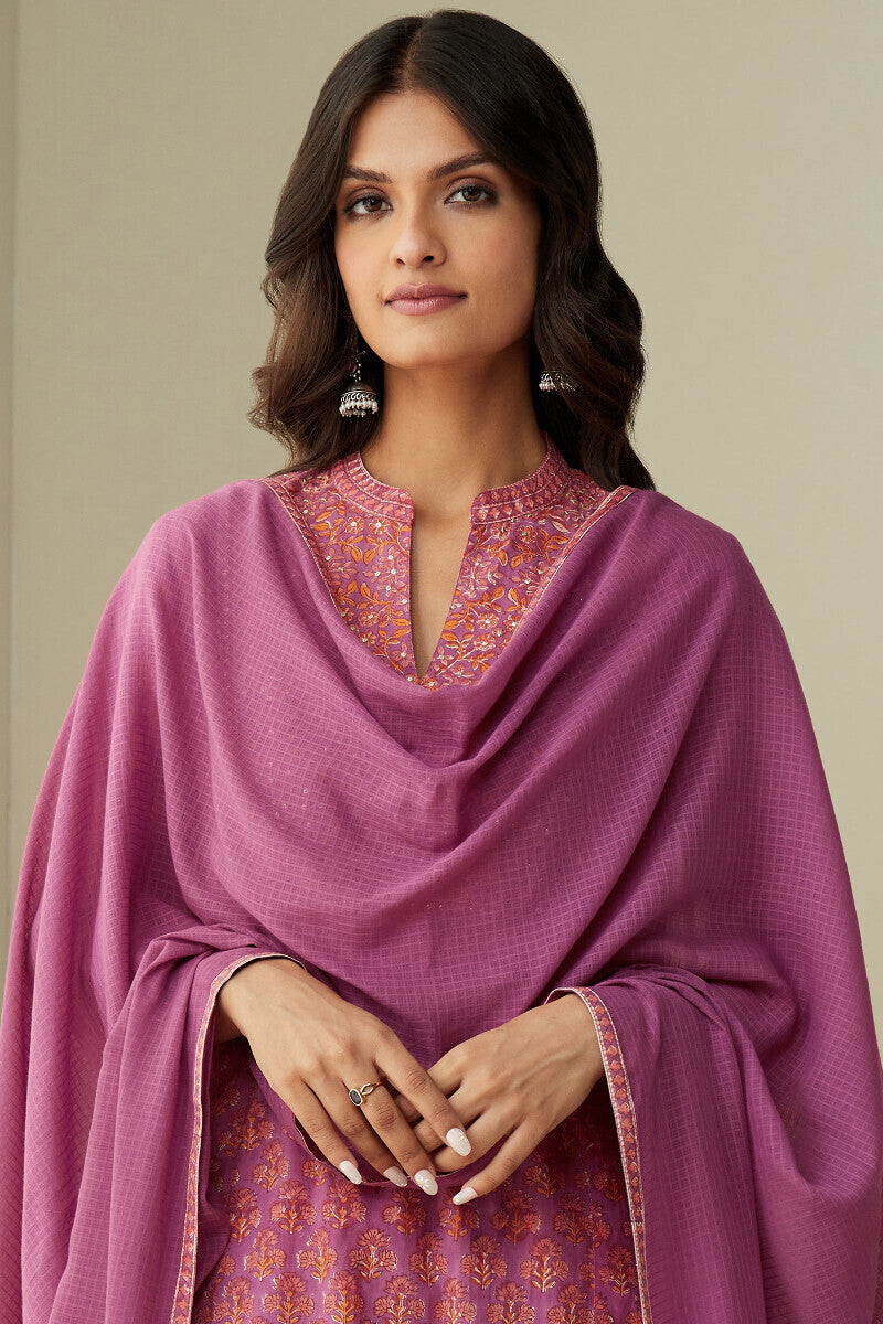 Gauhar Nargis Dupatta