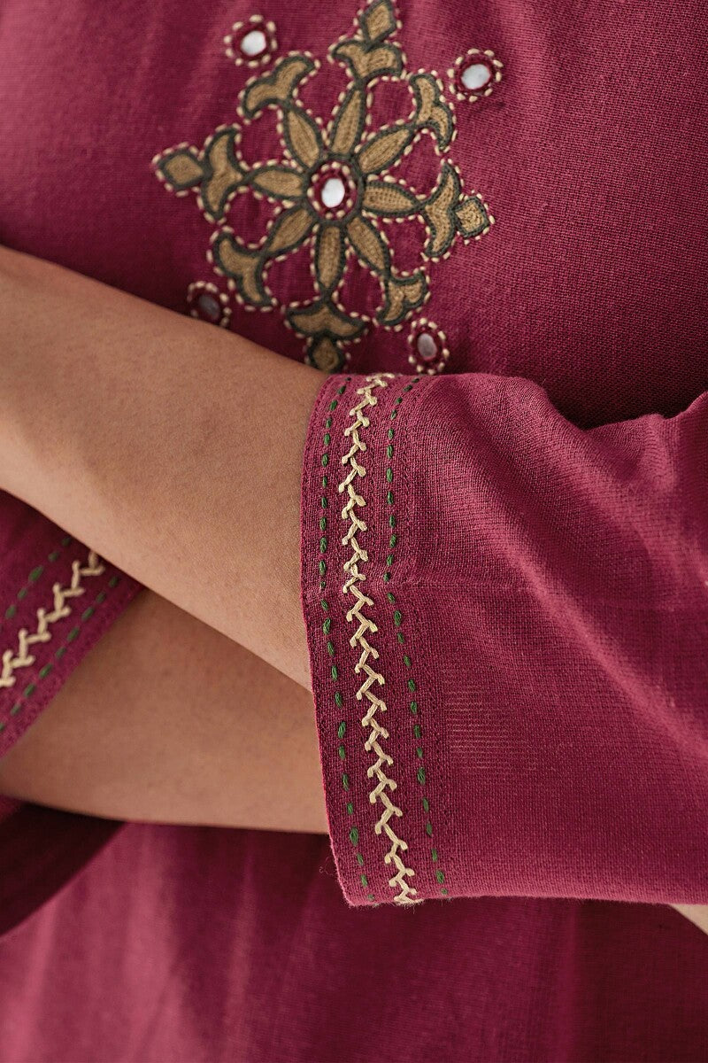 Kashida Sunhera Handloom Kurta