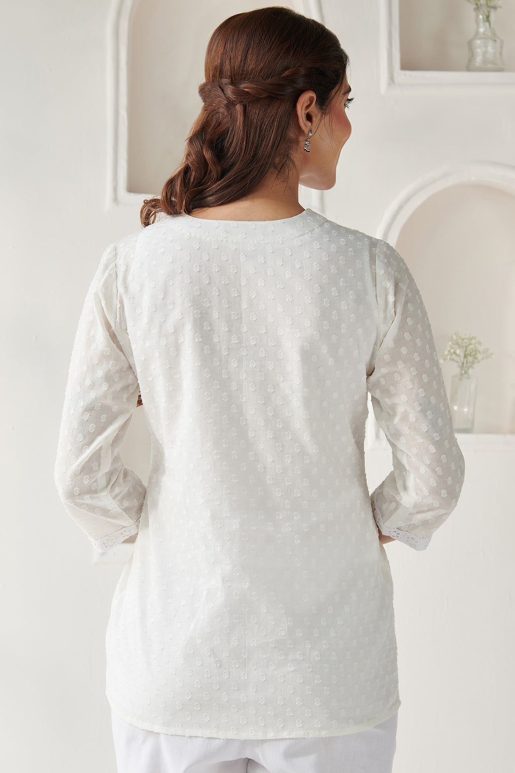 Surplus: Mumtaz Samara White Top