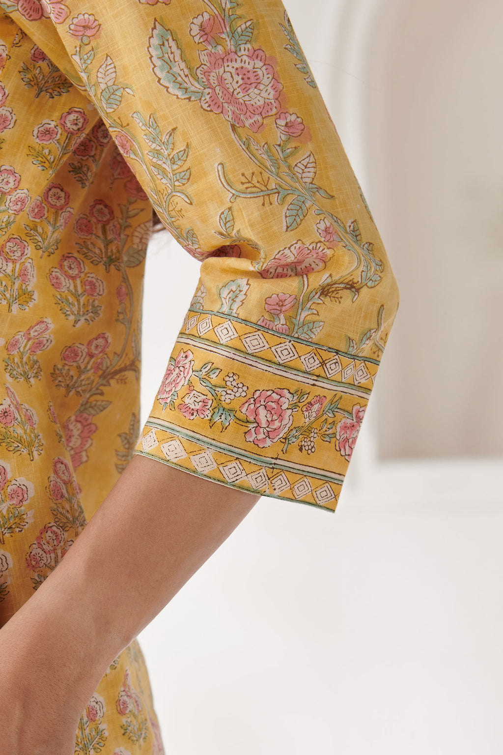 Surplus: Gulshan Bagh Fizah Yellow Sanganeri Kurta