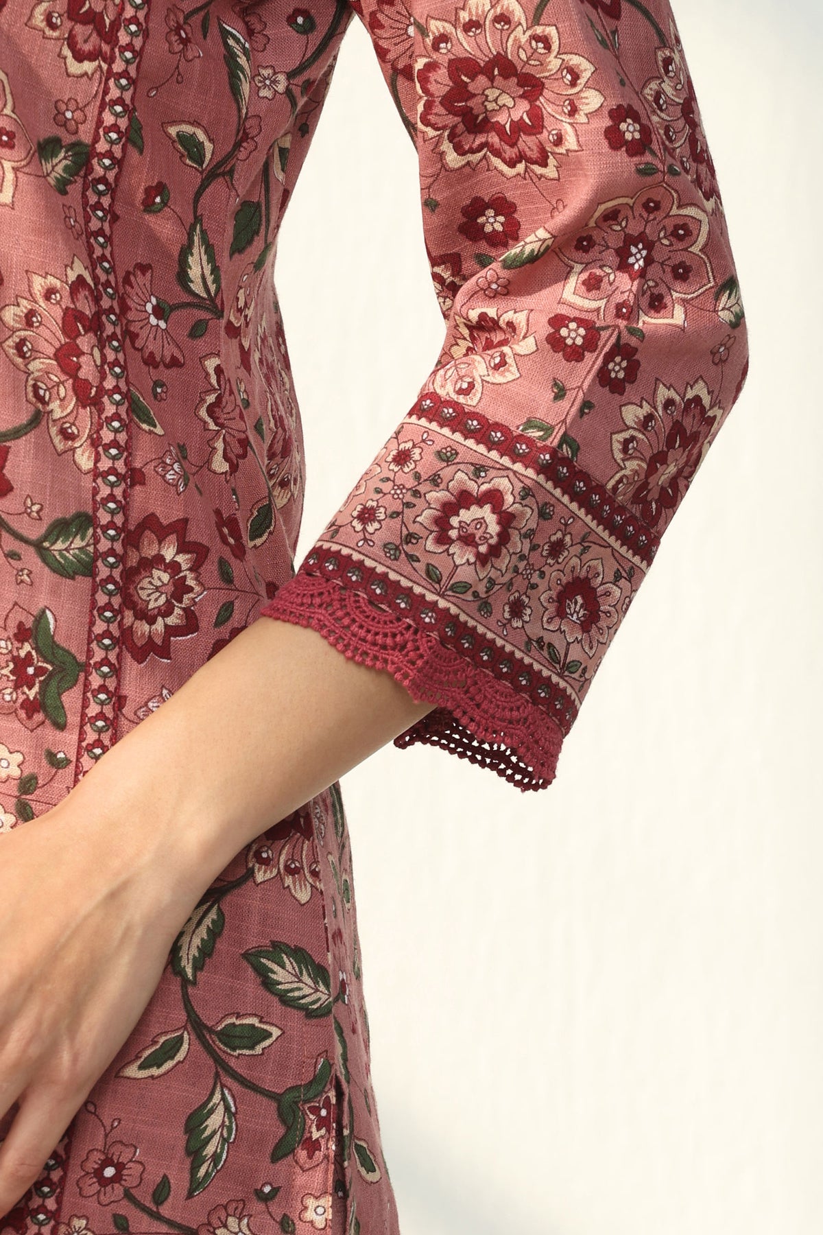 Rosheen Afra Sanganeri Kurta