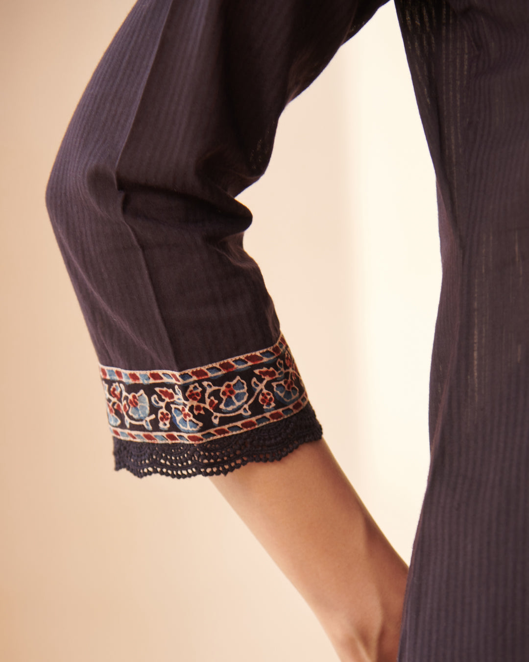 Sehra Amarya Ajrak Kurta