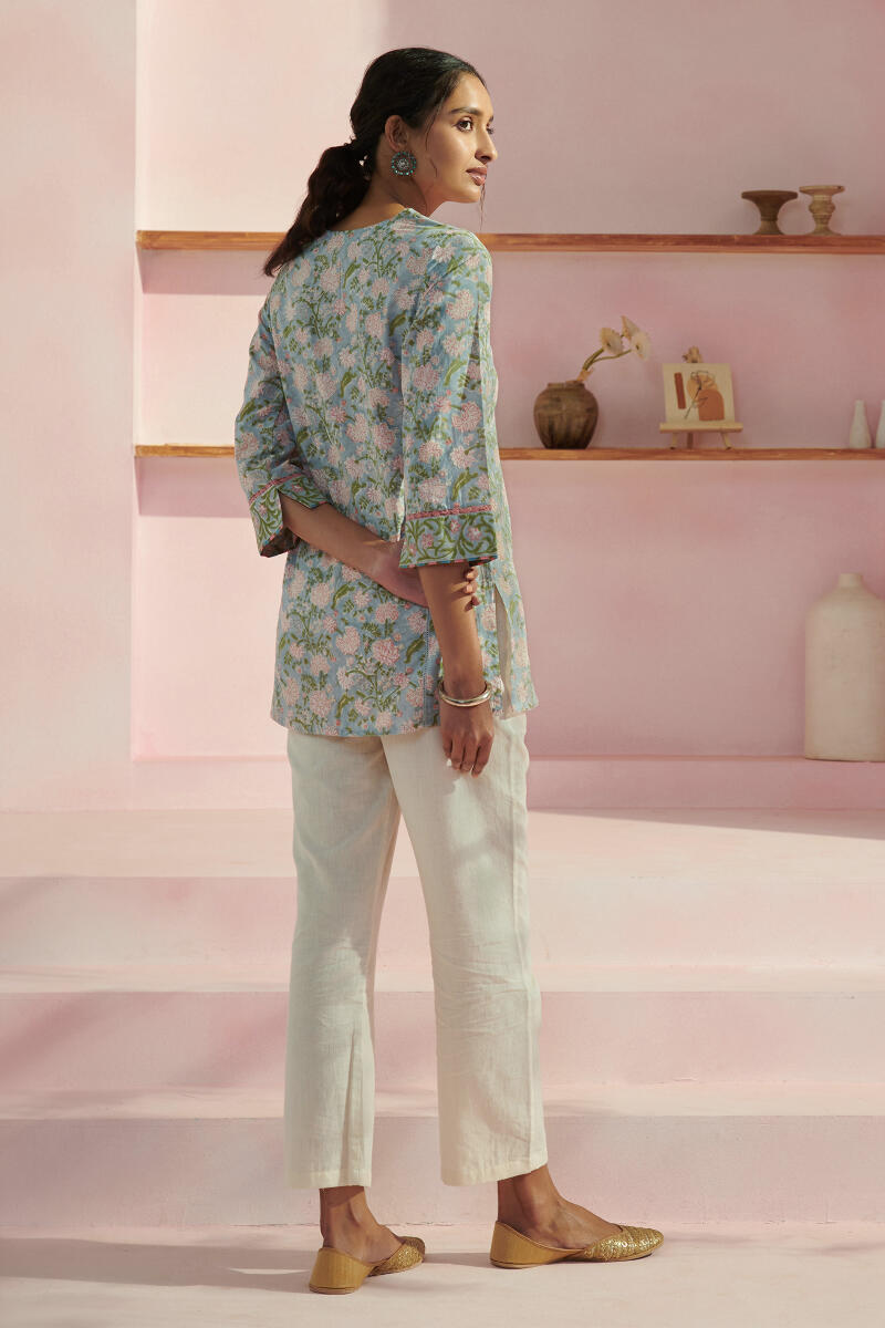 Nasrine Suhana Sanganeri Kurti