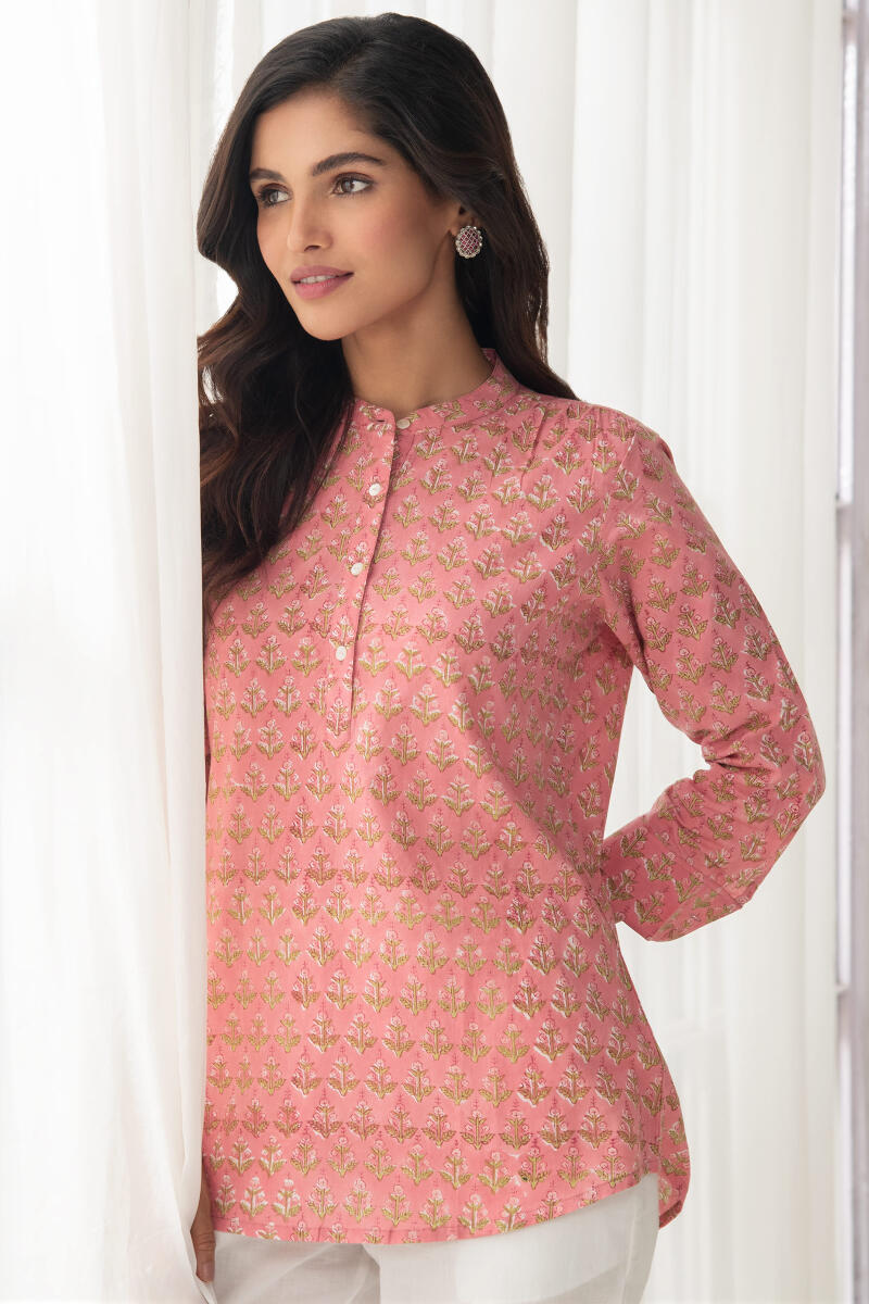 Gauhar Mariam Sanganeri Top