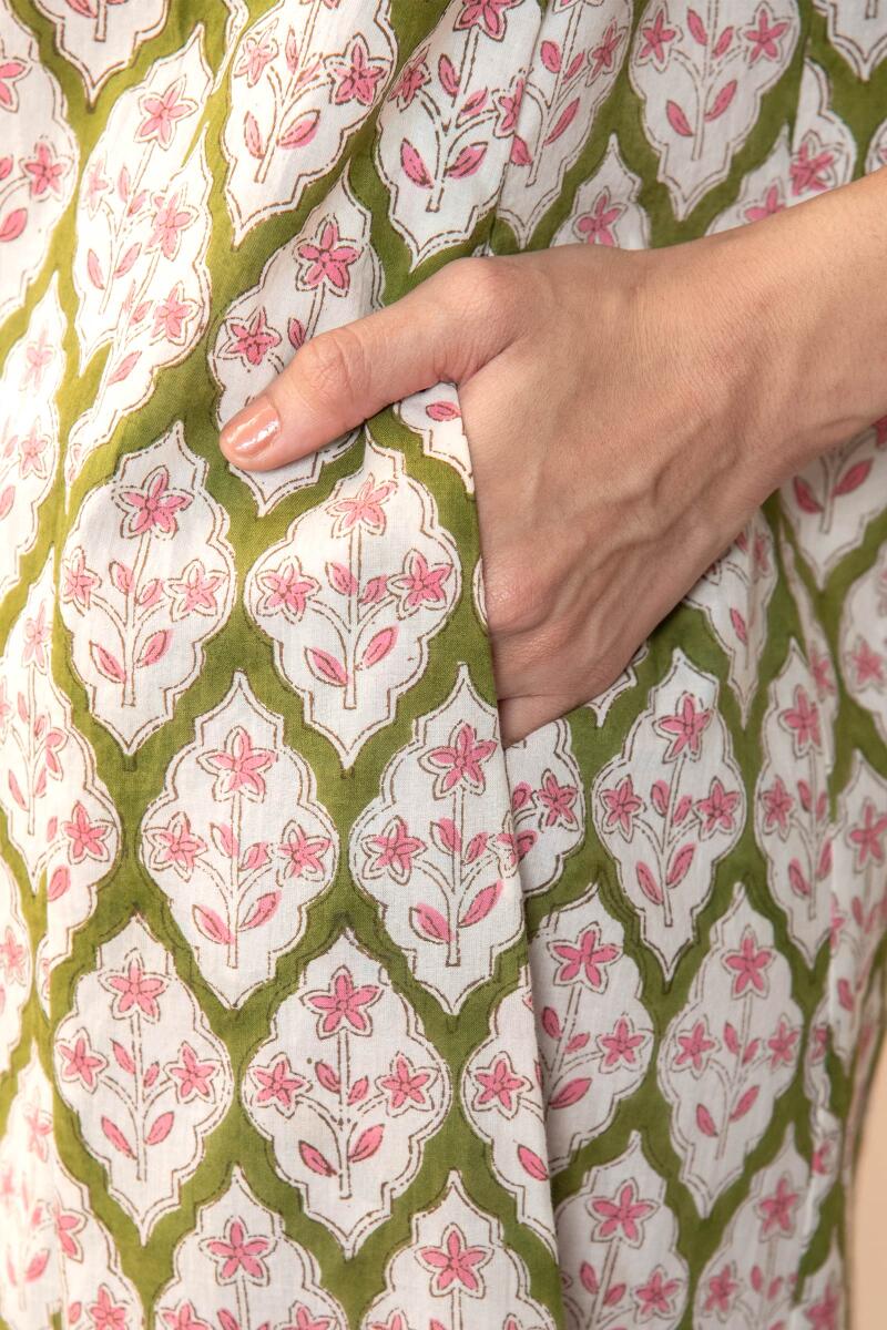 Nasrine Mirza Sanganeri Kaftan