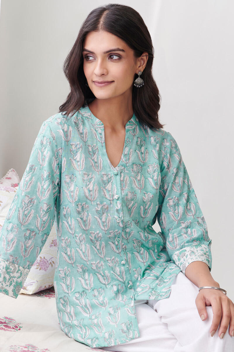 Gauhar Mehak Sanganeri Top