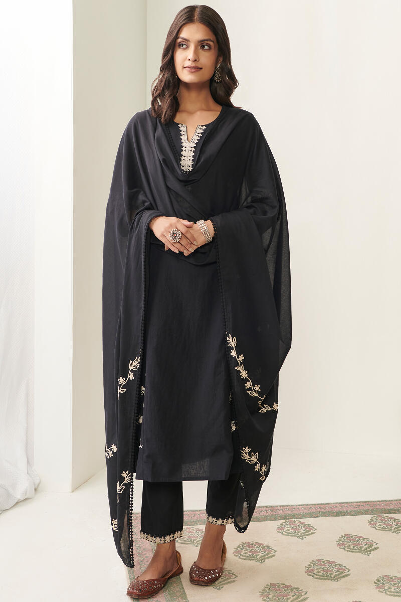 Mirza Kaynat Dupatta