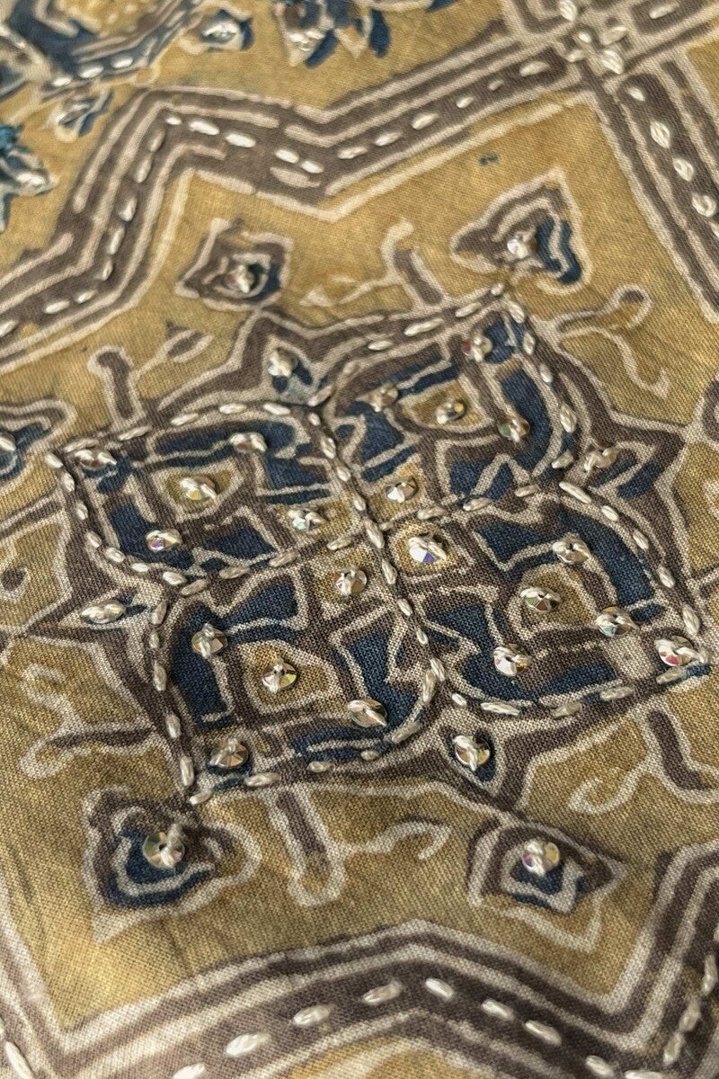 Sehra Zoya Ajrak Kurta