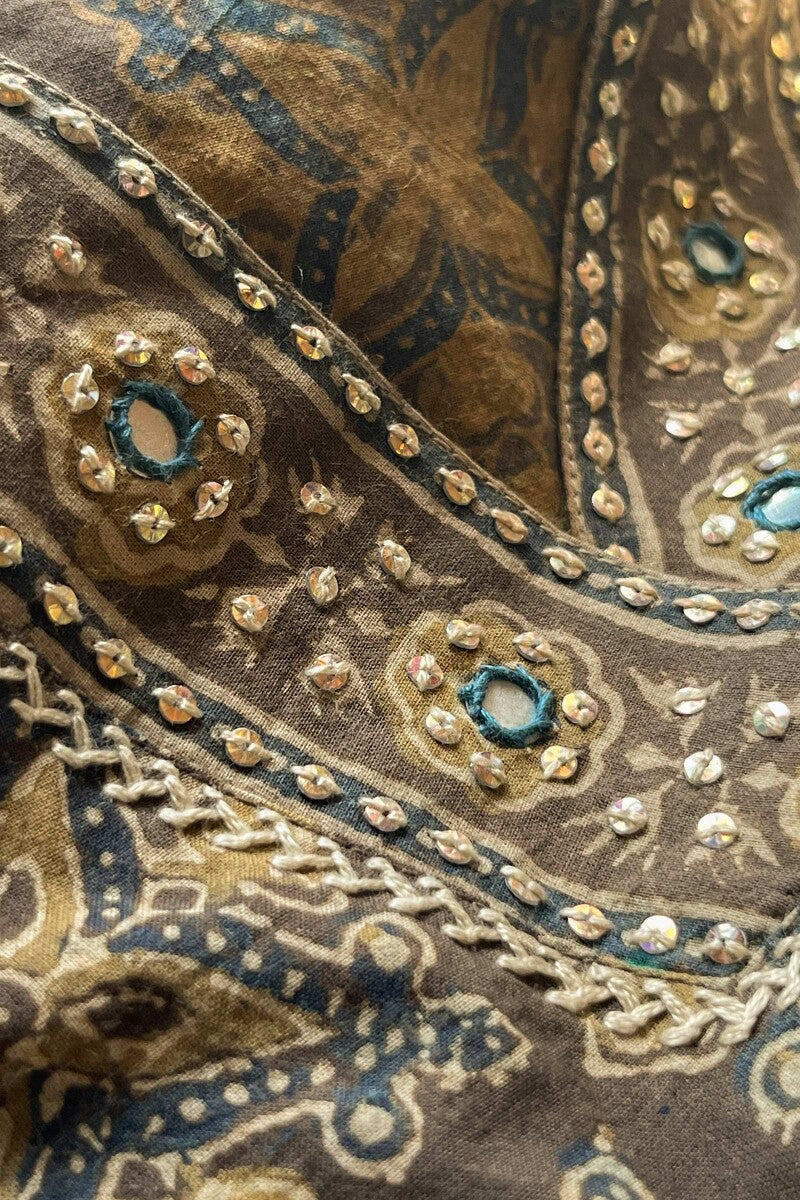 Sehra Mehnoor Ajrak Kurta