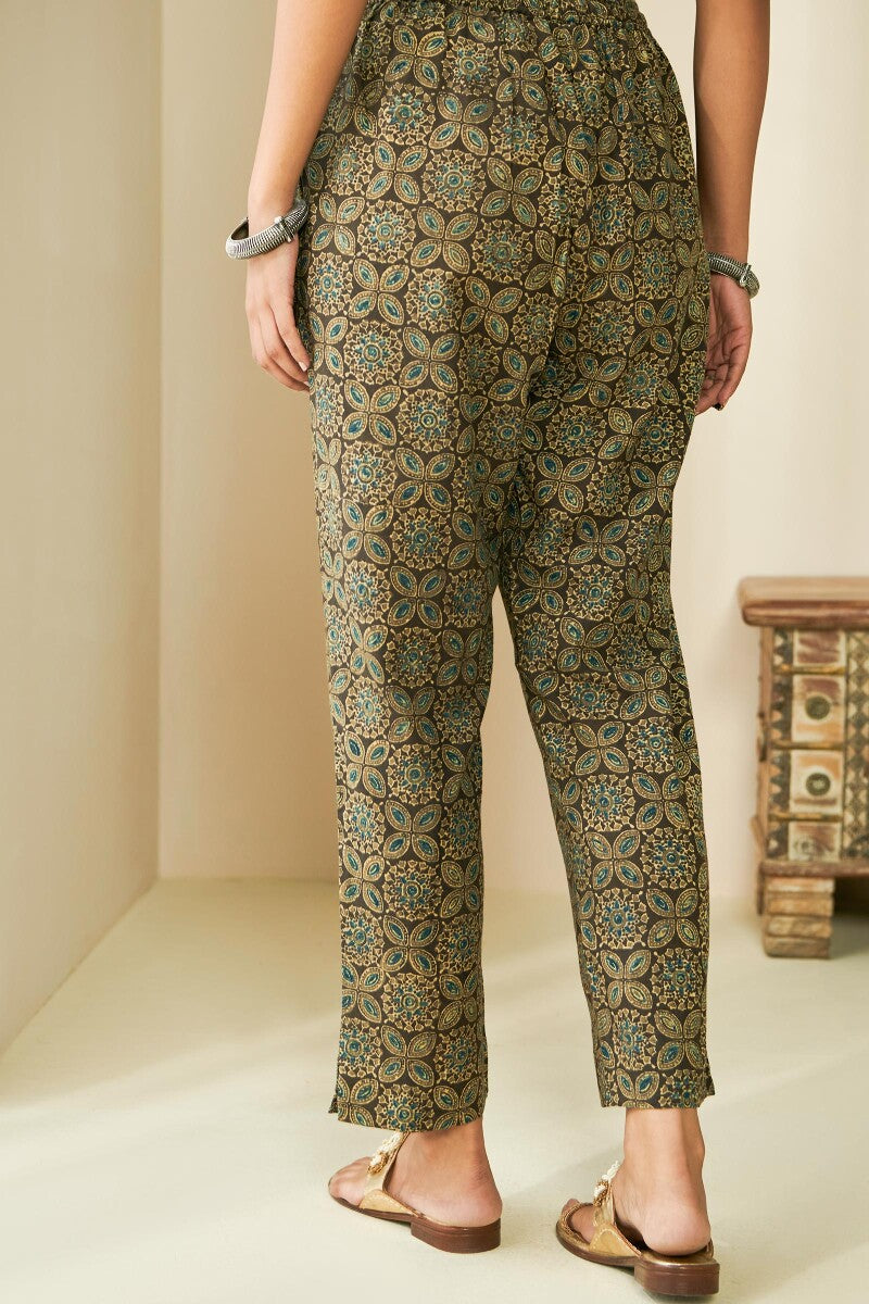 Sehra Mahi Ajrak Narrow Pants