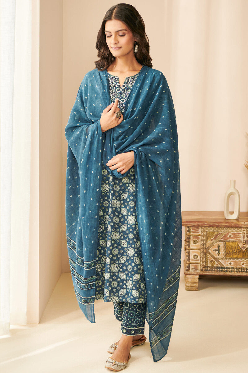 Sehra Zara Ajrak Kurta