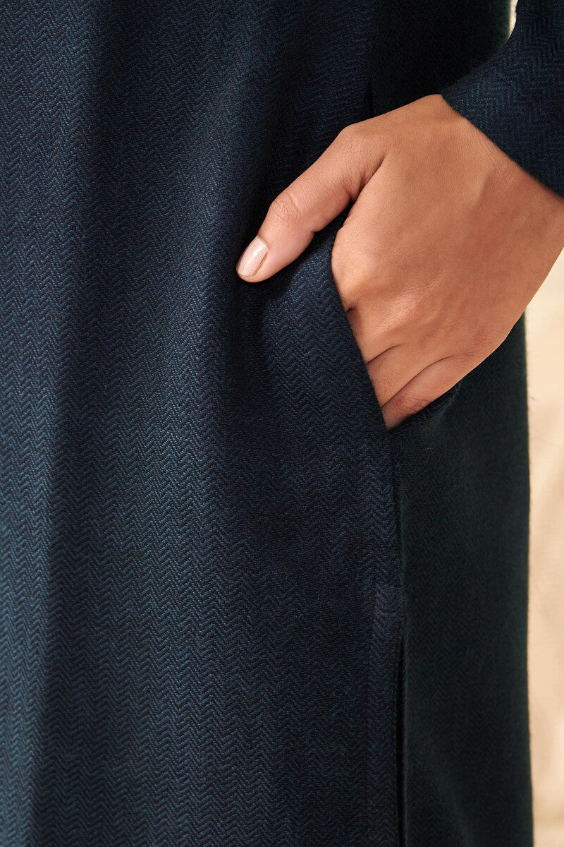 Naadirah Farah Faux Wool Handloom Kurta