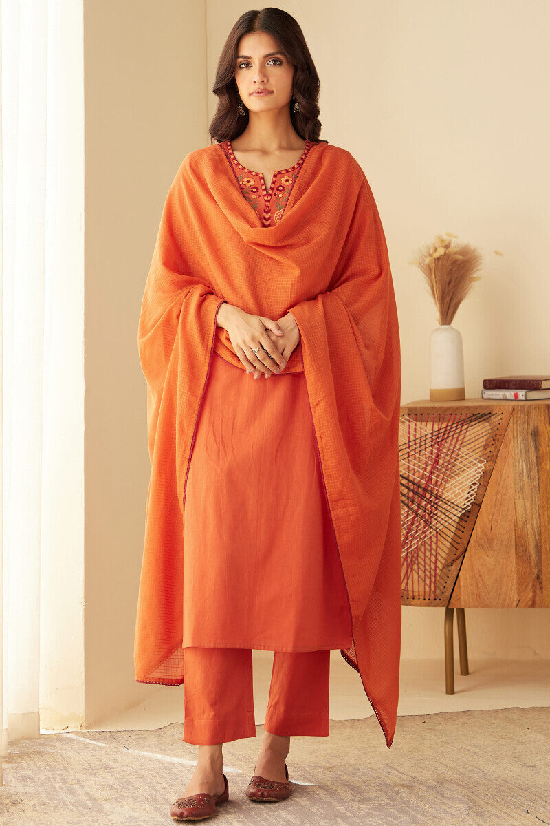 Roza Siya Dupatta
