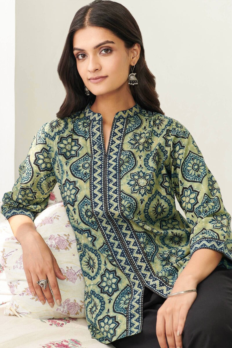 Sehra Tara Ajrak Top