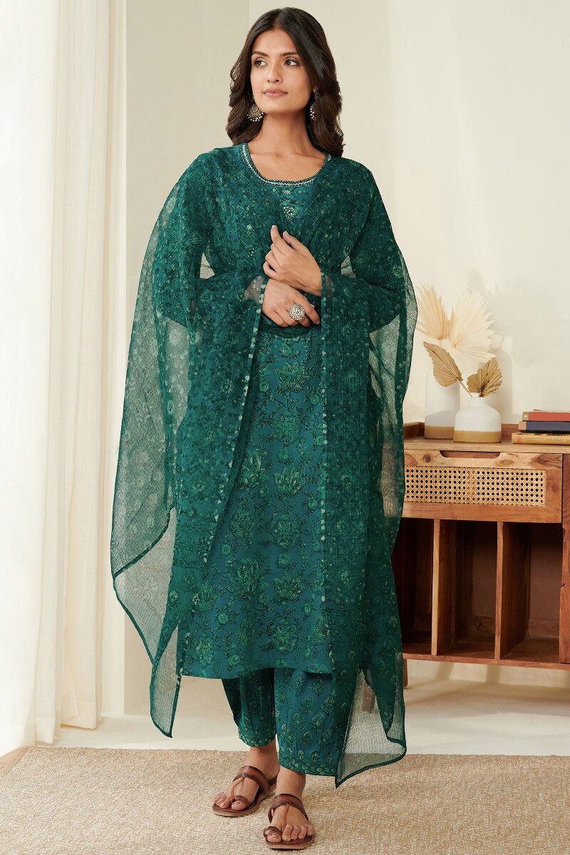 Sehra Faizah Akola Kurta