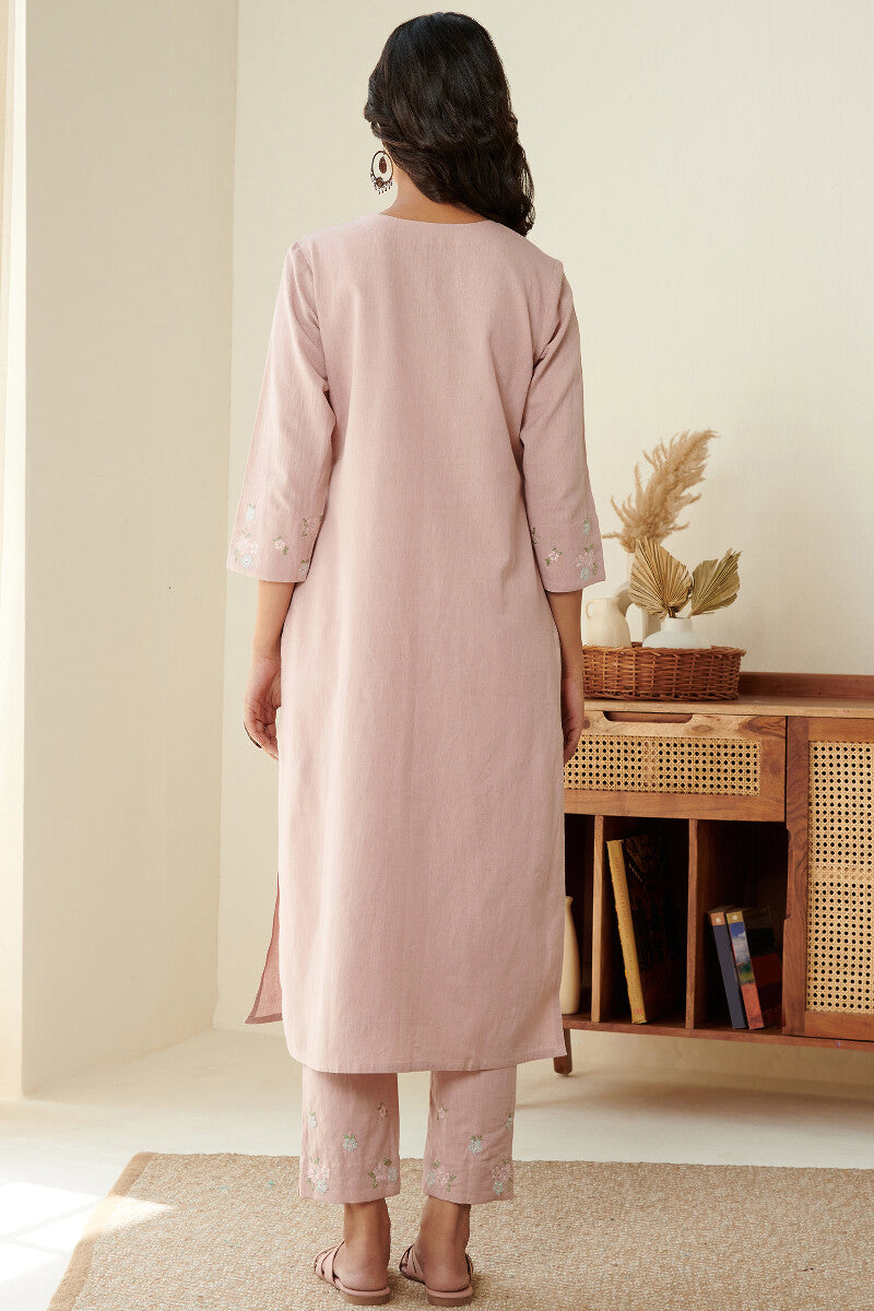 Gauhar Inaya Kurta