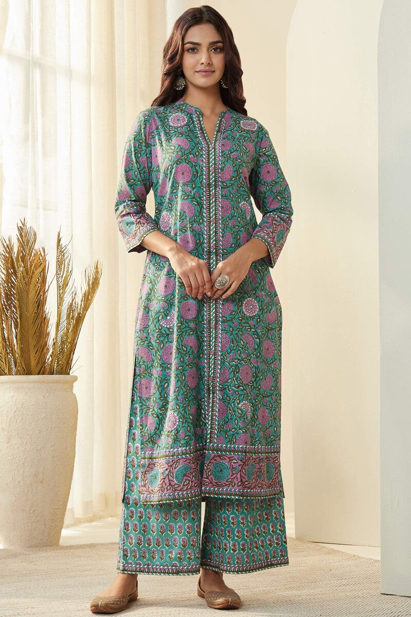 Nazm Zarin Kurta
