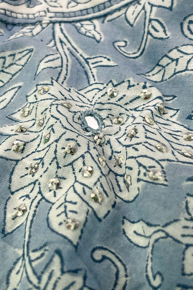Gulzar Noor Kurta