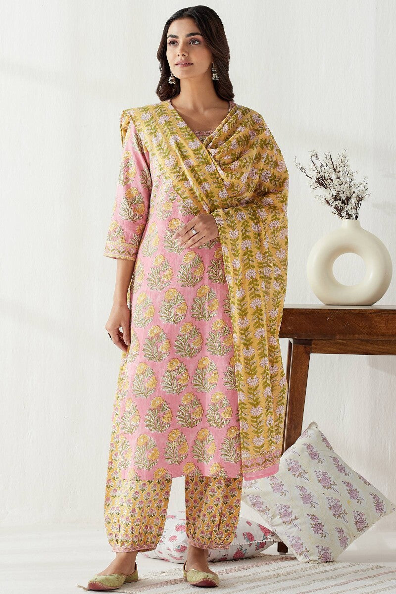 Gauhar Amira Sanganeri Kurta