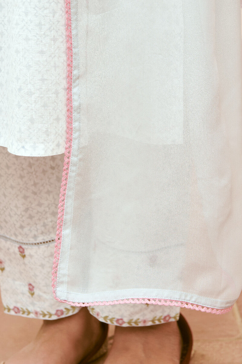 Nasrine Amara Dupatta