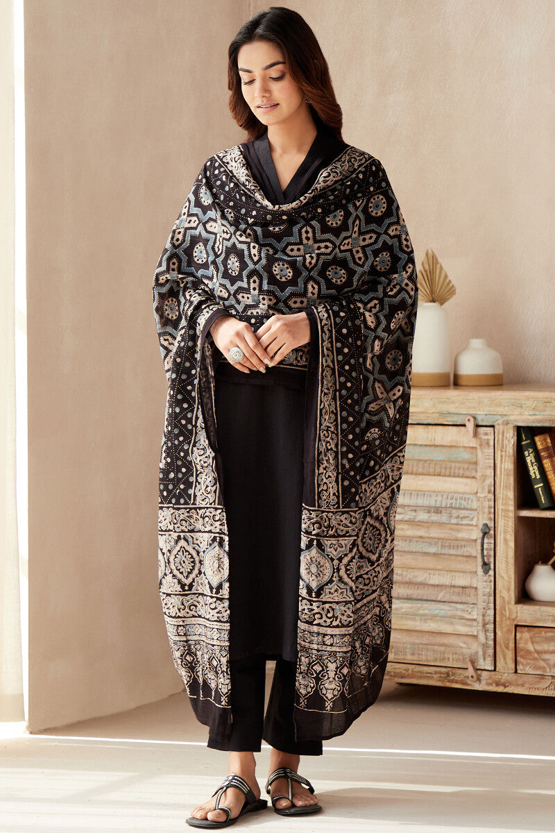Roza Seher Black Kurta