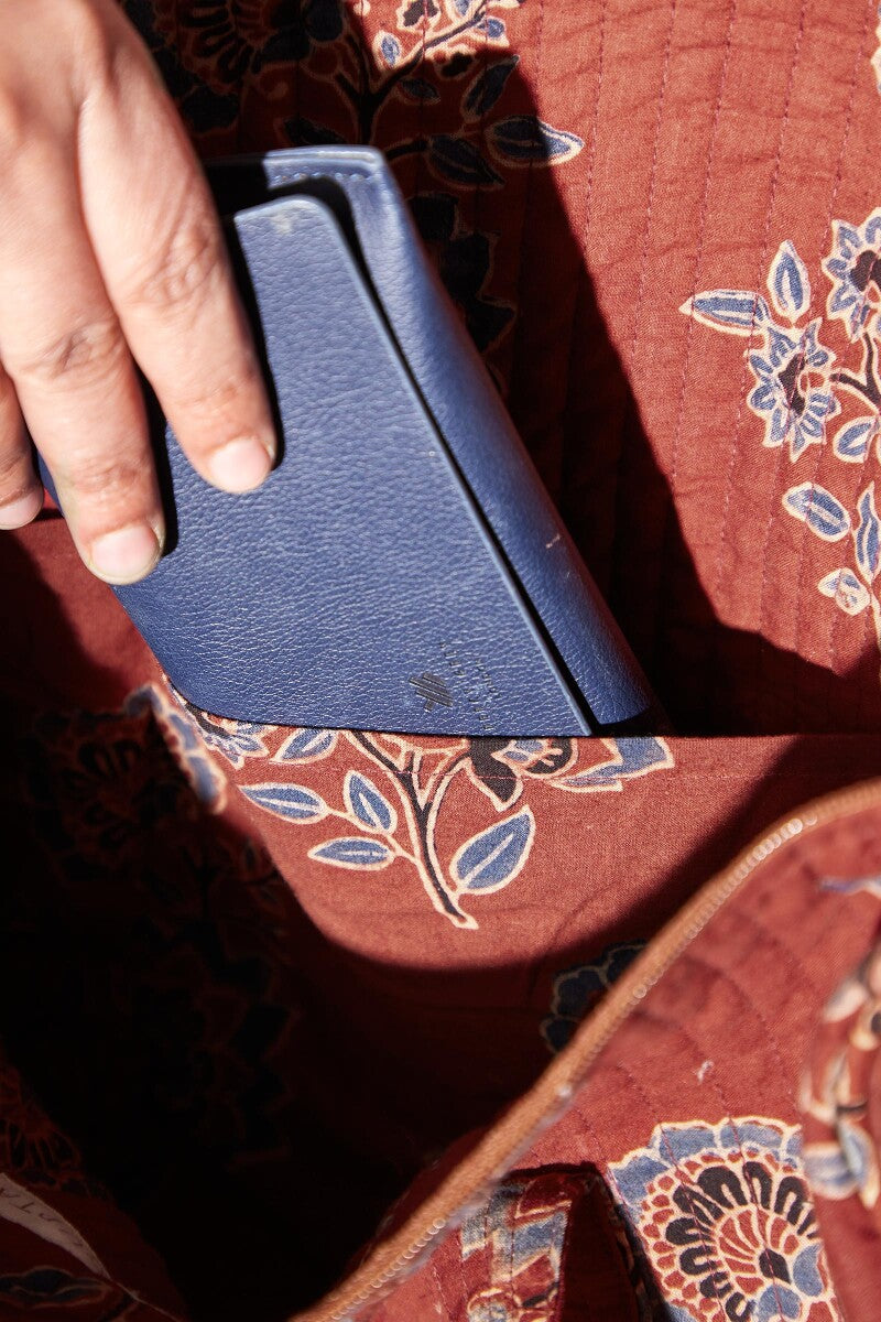 Roza Tahira Duffel Bag