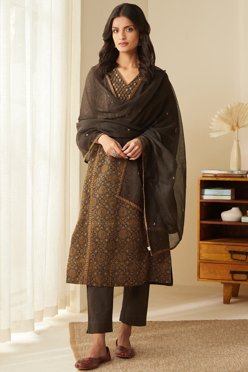 Sehra Mahi Ajrak Kurta