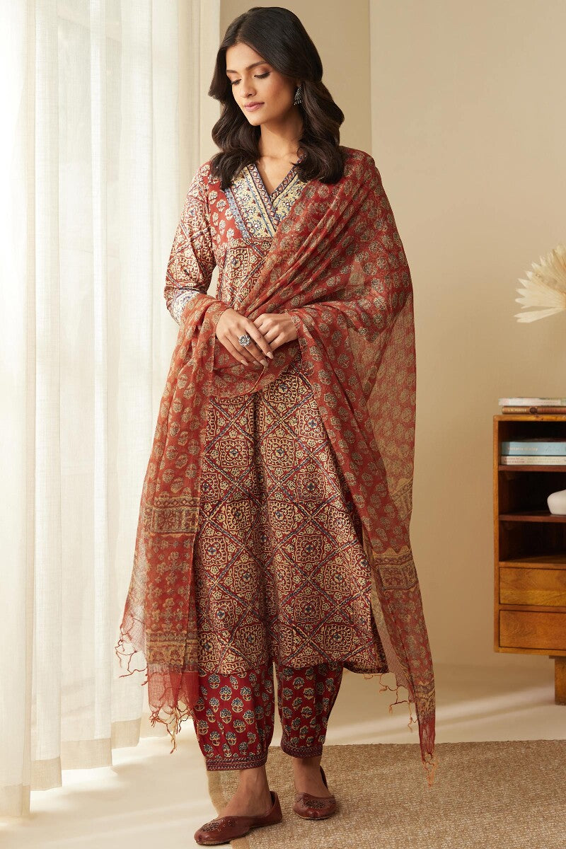 Sehra Nida Bagru Kurta