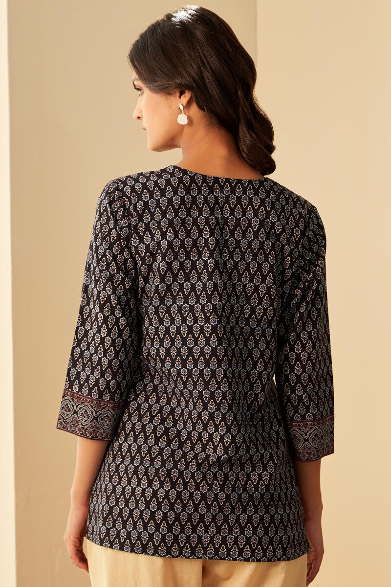 Sehra Ruhani Ajrak Top