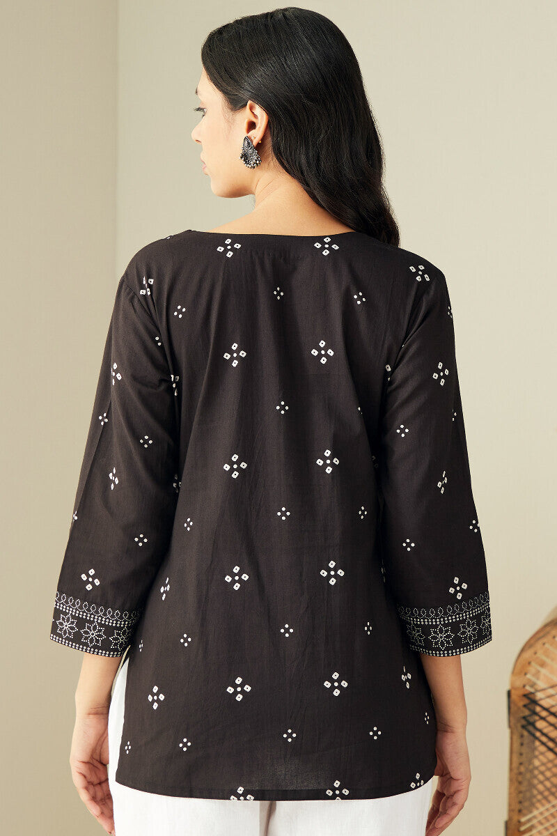 Mehnaz Seerat Sanganeri Top