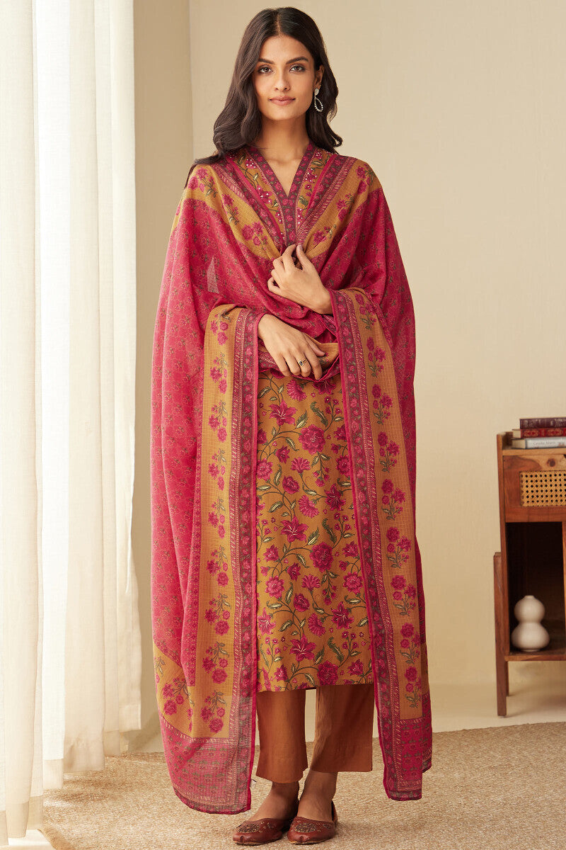 Mahnoor Meher Kurta
