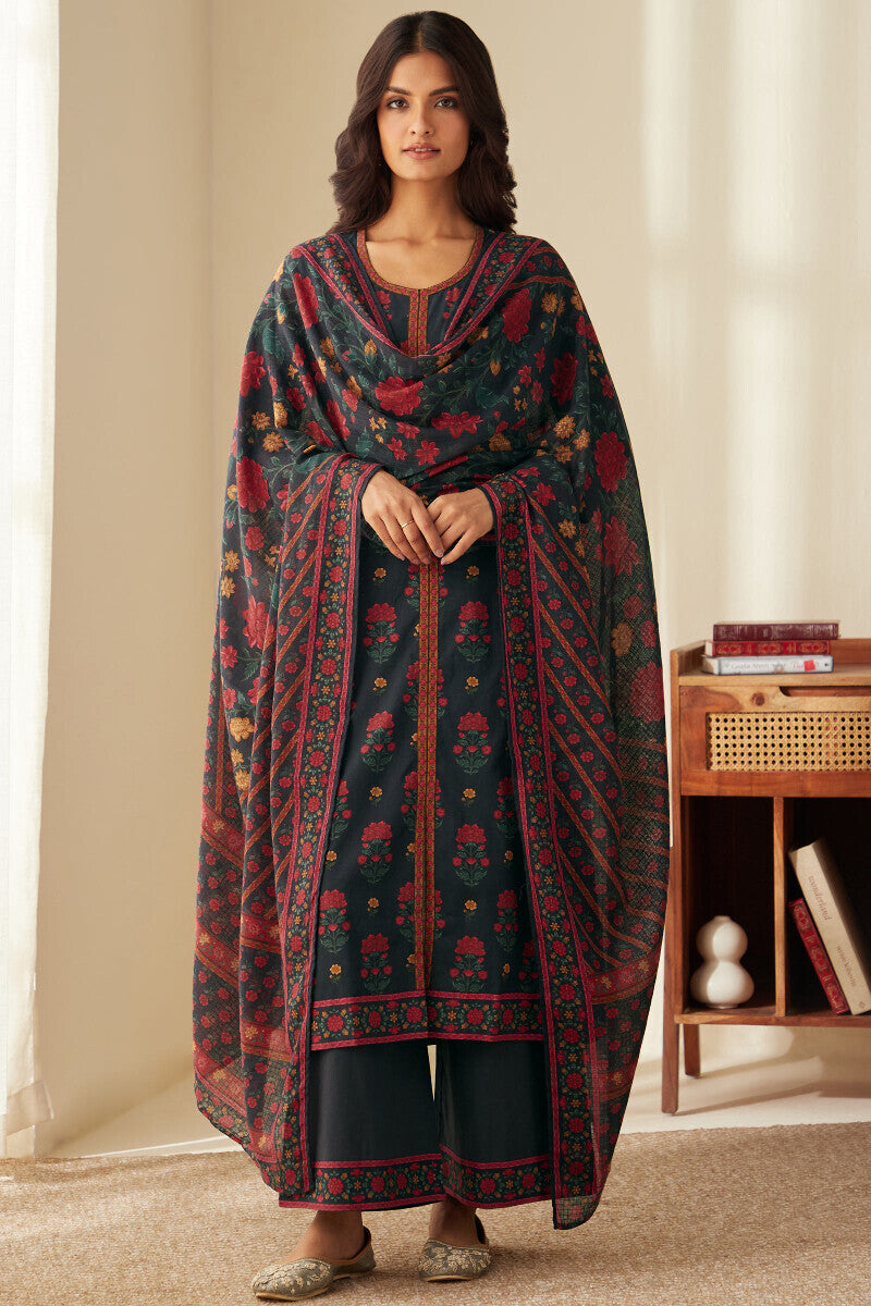 Mahnoor Zarina Kurta