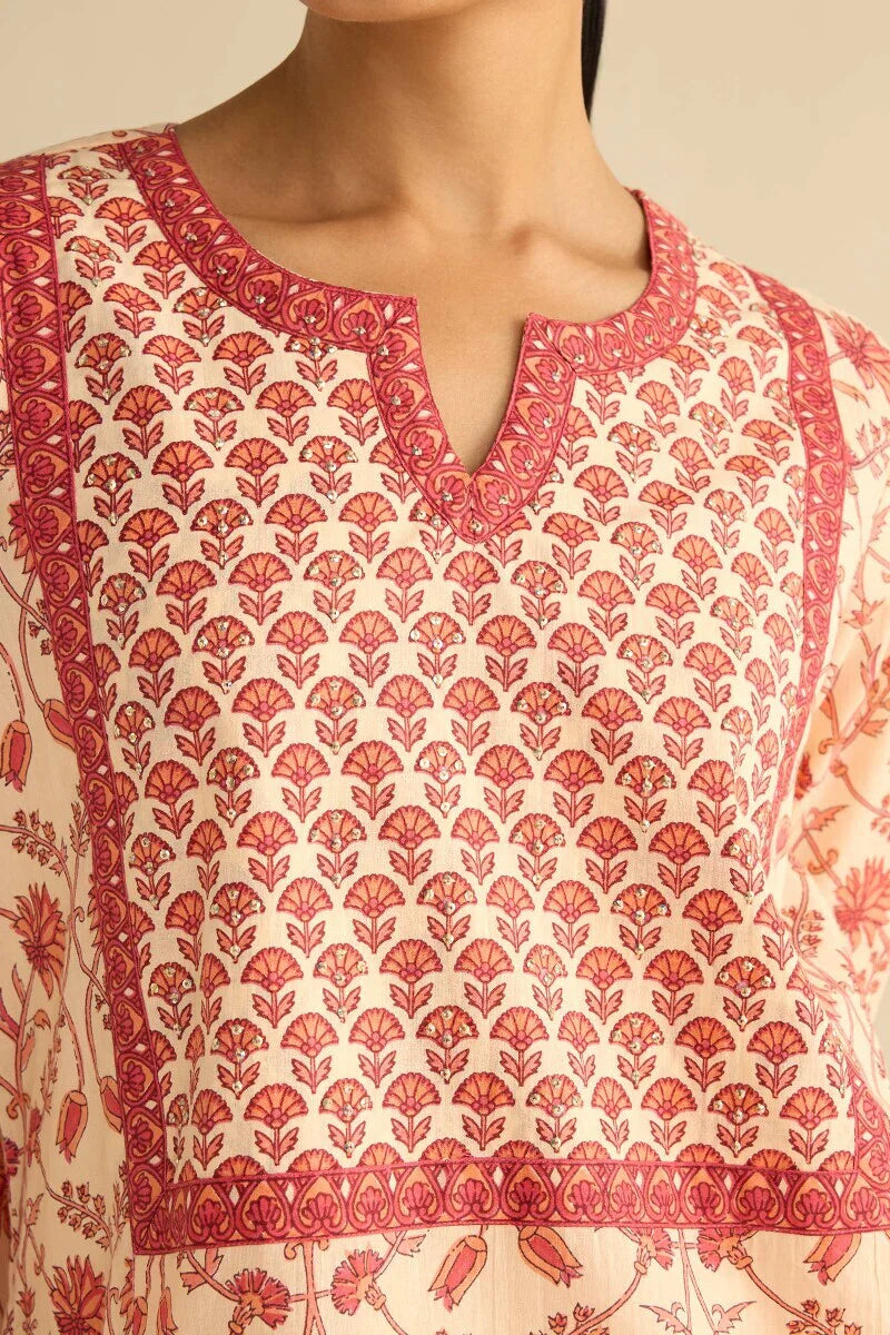 Surplus: Gulraiz Mahi Kaftan