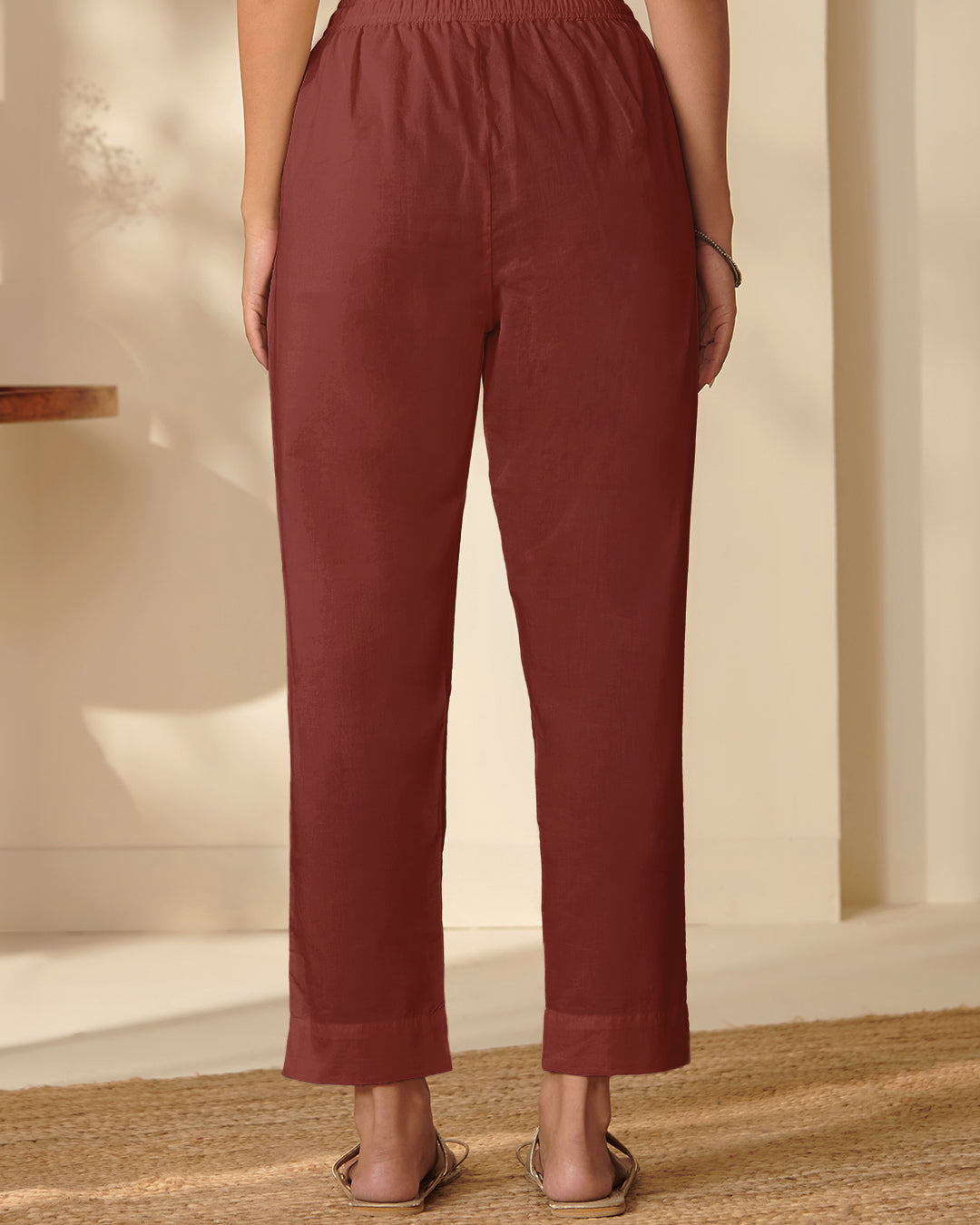 Roza Nikhat Maroon Narrow Pants