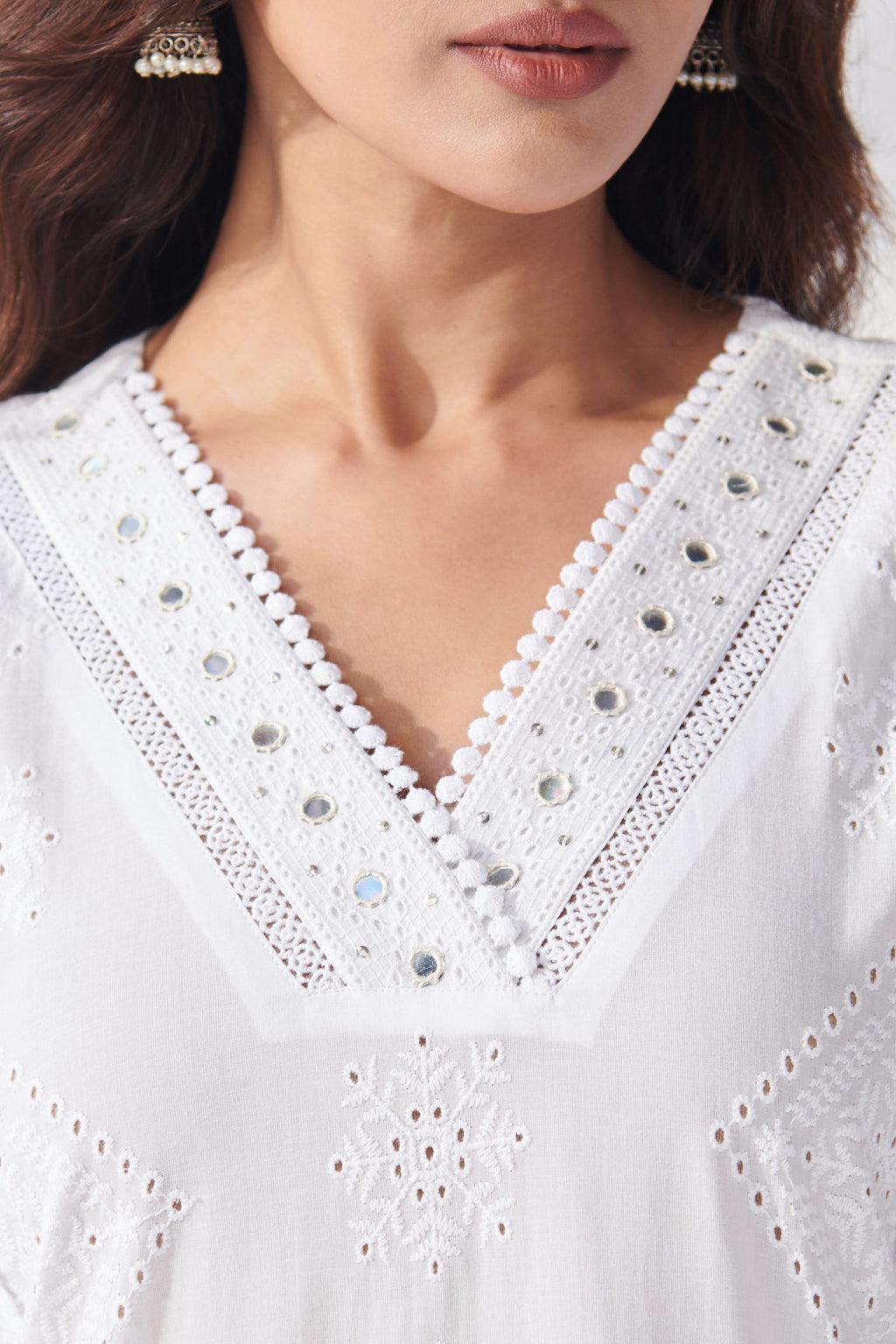 Surplus: Mumtaz Tasnim White Kurta