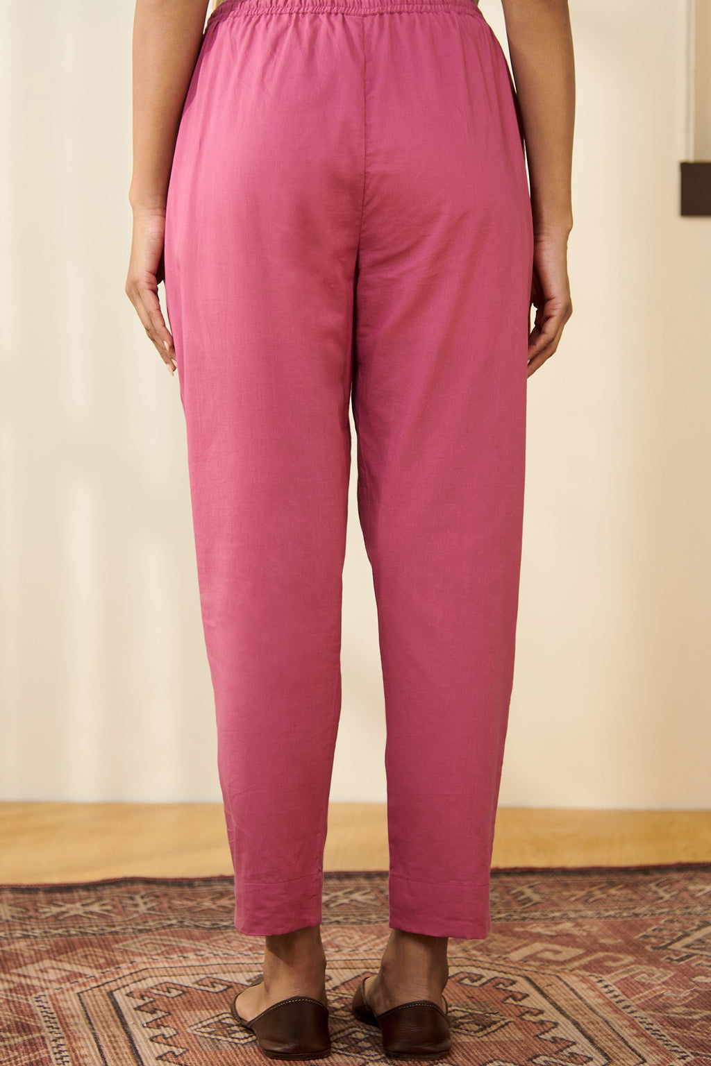 Gauhar Nargis Narrow Pants