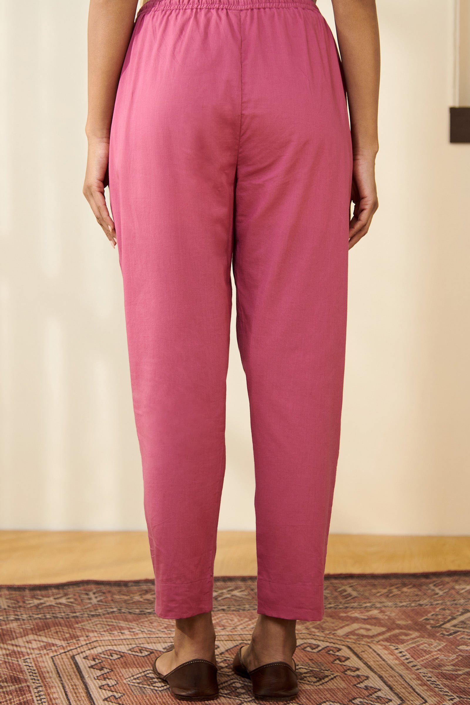 Gauhar Nargis Narrow Pants