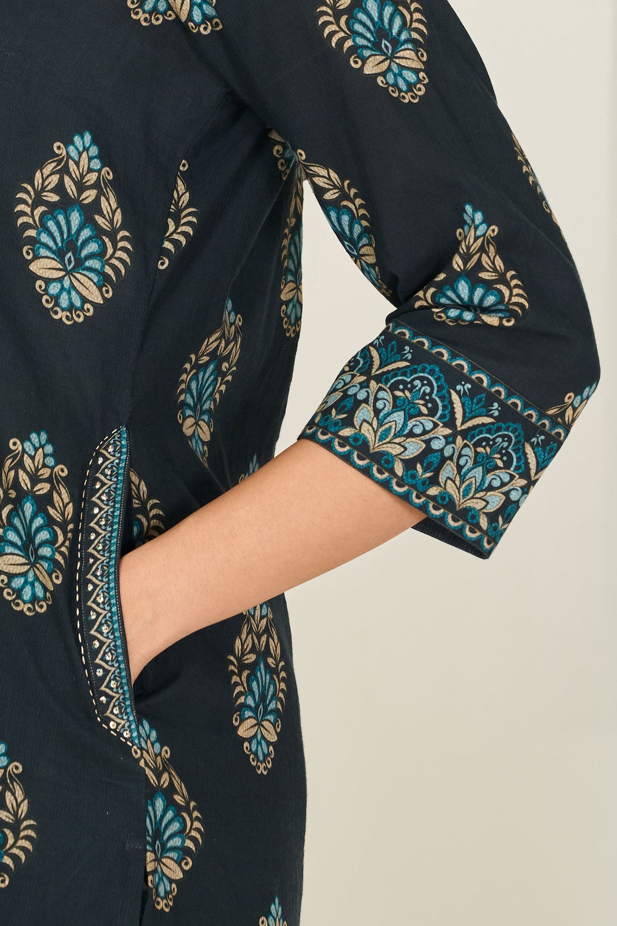 Rangrez Naisha Short Kurta