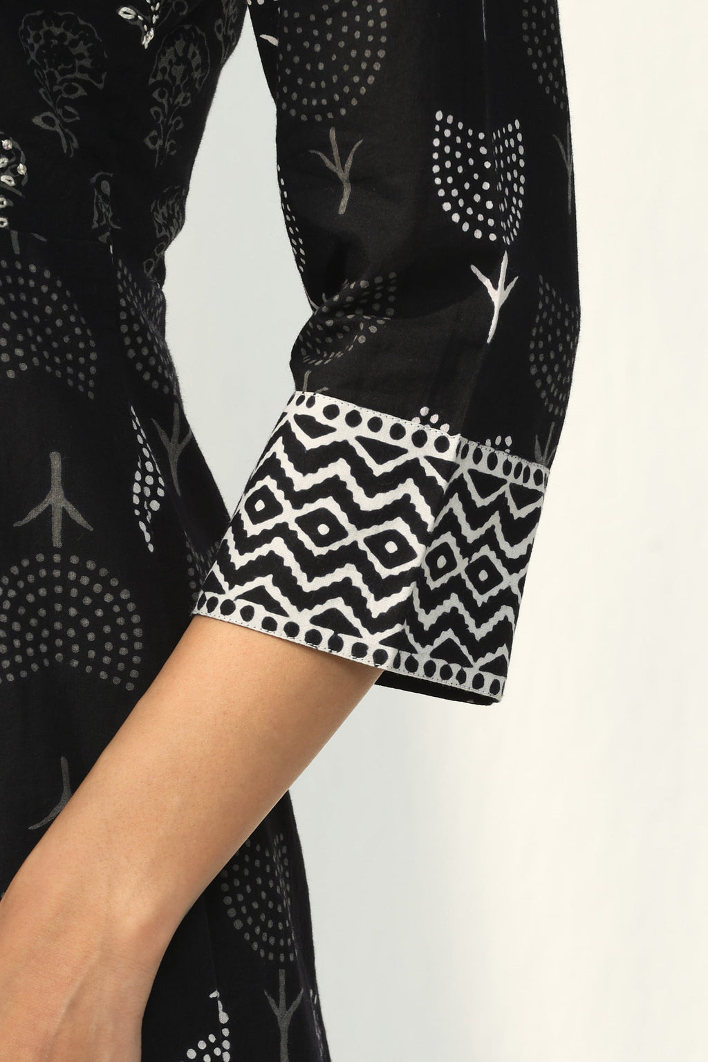 Surplus: Mumtaz Zeenat Sanganeri Kurta