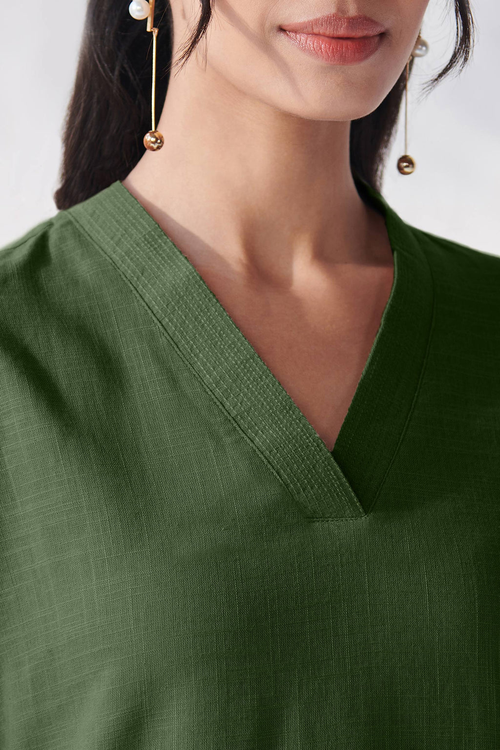 Surplus: Roza Tara Forest Green Kurta