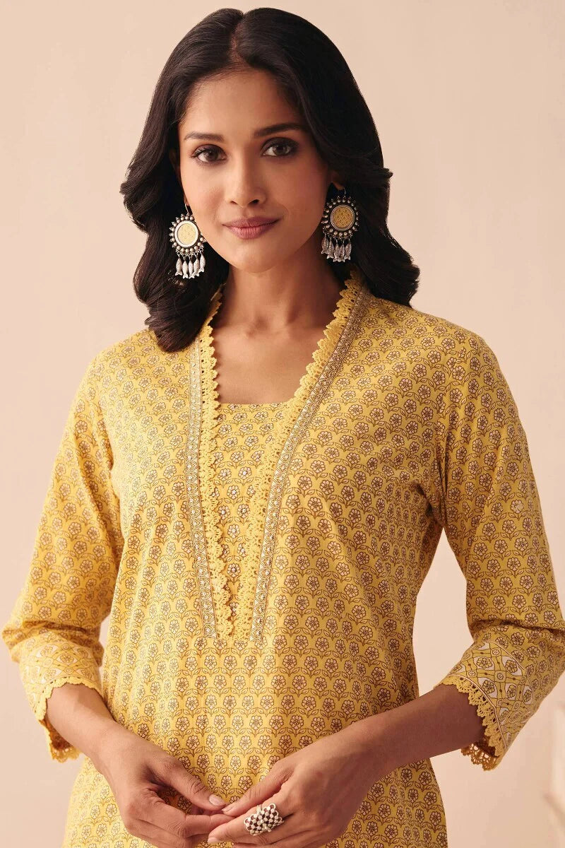 Surplus: Gulraiz Saisha Sanganeri Kurta