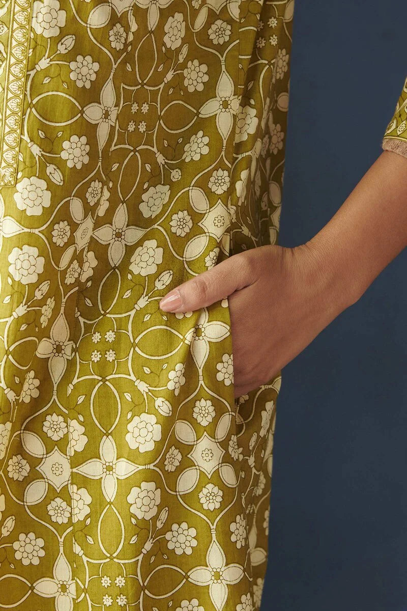 Surplus: Mehreen Mirza Kaftan