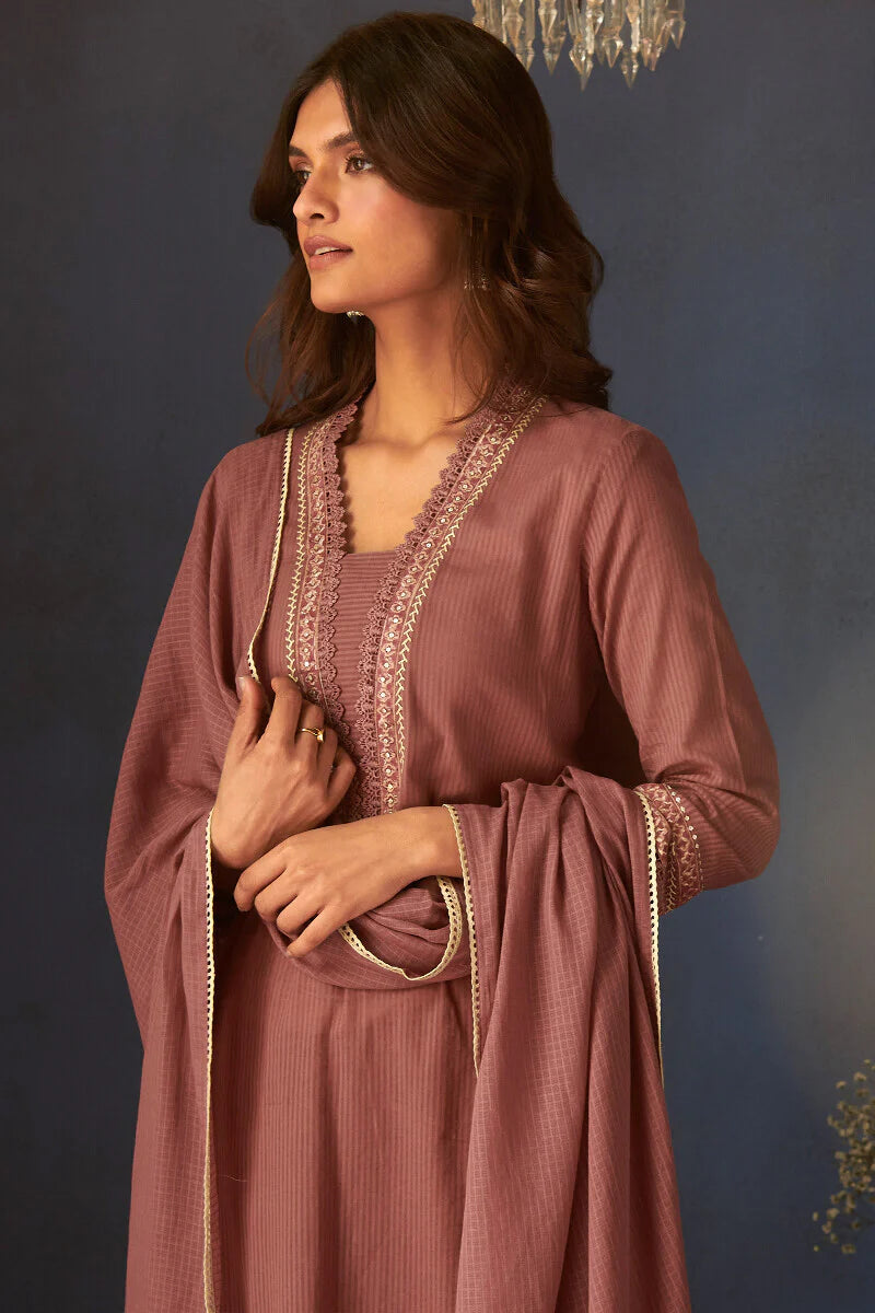 Surplus: Mehreen Ruhi Kurta
