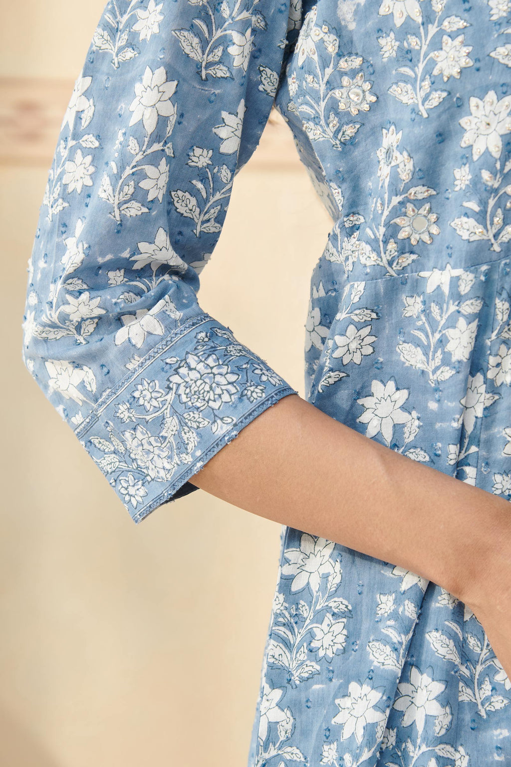 Surplus: Neelofar Sahiba Sanganeri Kurta