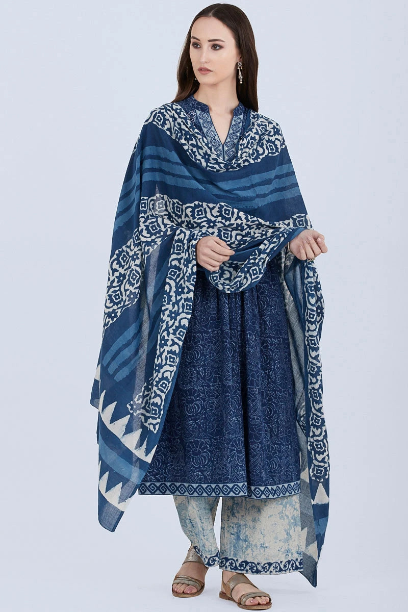 Nakshatra Farah Kurta
